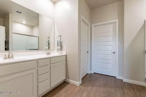 Entry Way - 525 W Grantham St, Vail, AZ 85641 photo 3 of 3