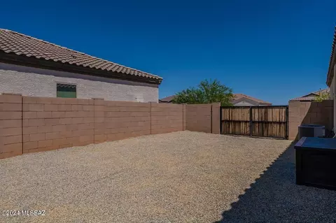 Exterior - 525 W Grantham St, Vail, AZ 85641 photo 4 of 9