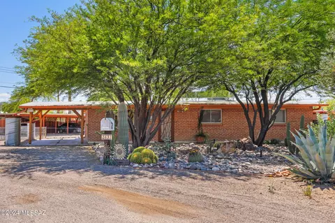 2631 N Chrysler Ave, Tucson, AZ 85716