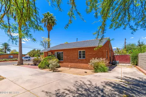 5001 E 3rd St, Tucson, AZ 85711 photo 2