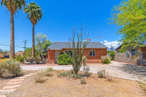 5001 E 3rd St, Tucson, AZ 85711