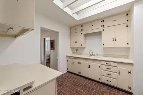 5001 E 3rd St, Tucson, AZ 85711 photo 12