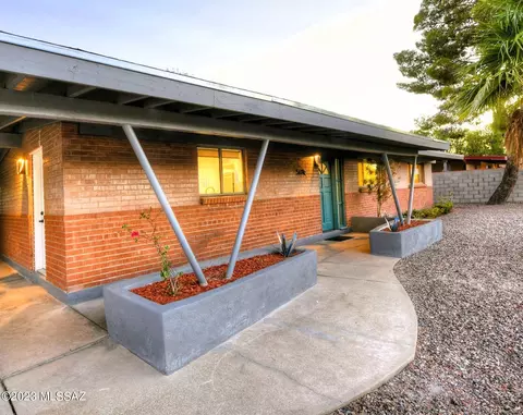 5611 E Alta Vista St, Tucson, AZ 85712