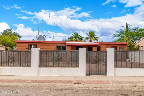 4619 E Timrod St, Tucson, AZ 85711