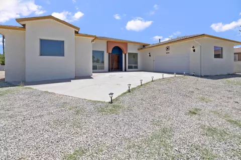 930 E Fenley Dr, Tucson, AZ 85756