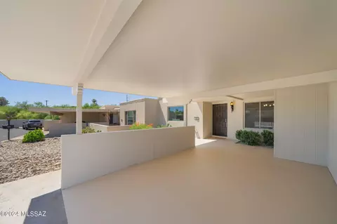 1071 N Caribe Ave, Tucson, AZ 85710