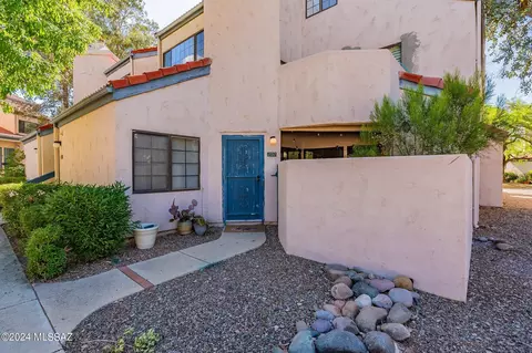 4275 N River Grove Cir #128, Tucson, AZ 85719