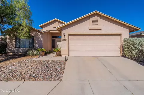9861 N Camino Vado, Tucson, AZ 85742