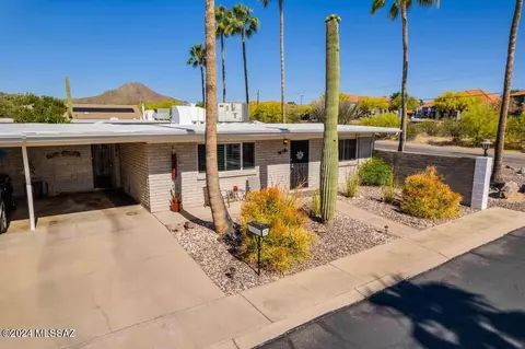 2 S Calcite Dr, Tucson, AZ 85745