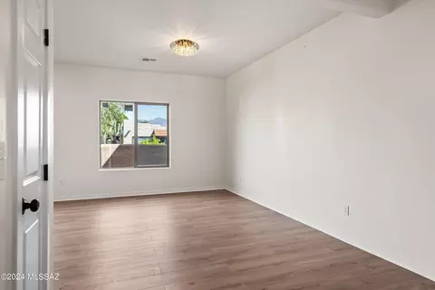 Other - 1069 E Irwin Pl, Tucson, AZ 85719 photo 1 of 10