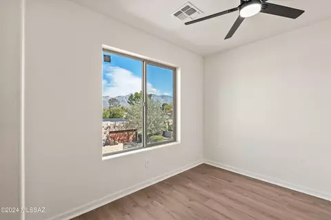 Bedroom - 1069 E Irwin Pl, Tucson, AZ 85719 photo 1 of 3
