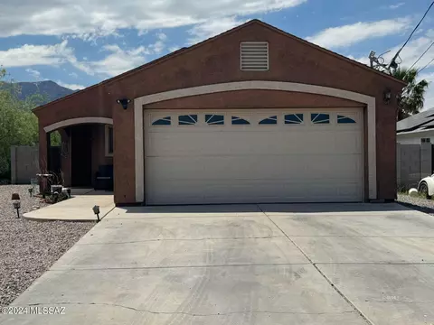 7460 S Branding Iron Rd, Safford, AZ 85546