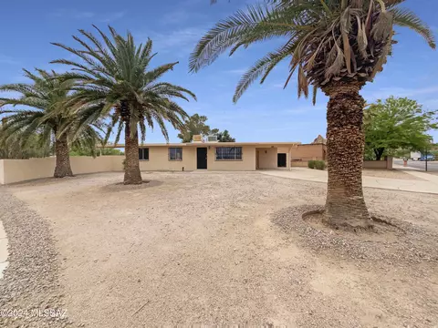 2701 W Nebraska St, Tucson, AZ 85746