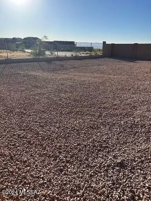 8758 E Canyon Walnut Way, Vail, AZ 85641 photo 5