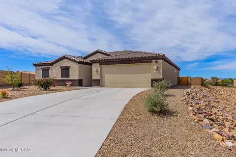 477 W Aberdeen Pl, Vail, AZ 85641