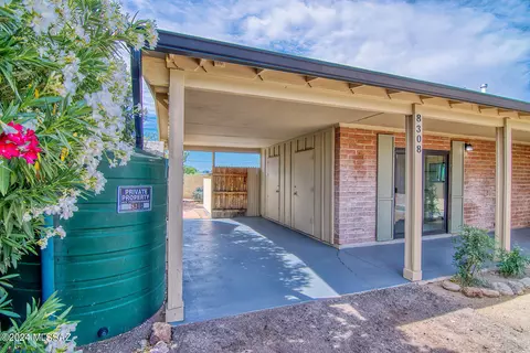 Exterior - 8308 E Beverly St, Tucson, AZ 85710 photo 11 of 22