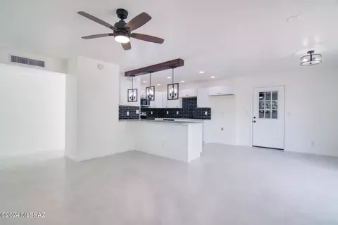 Other - 8308 E Beverly St, Tucson, AZ 85710 photo 2 of 6