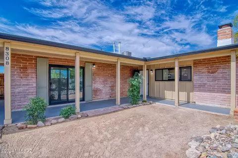 Exterior - 8308 E Beverly St, Tucson, AZ 85710 photo 2 of 22