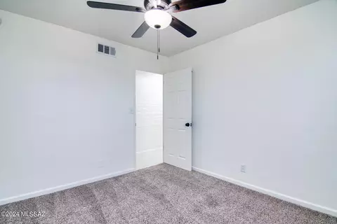 Bedroom - 8308 E Beverly St, Tucson, AZ 85710 photo 2 of 4