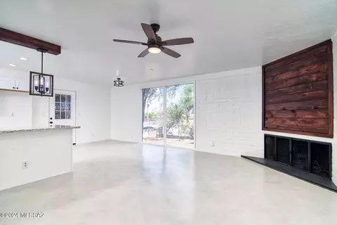 Living - 8308 E Beverly St, Tucson, AZ 85710 photo 3 of 3