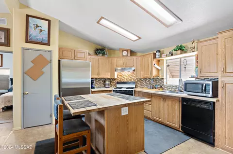 11510 W Green Desert Rd, Tucson, AZ 85743