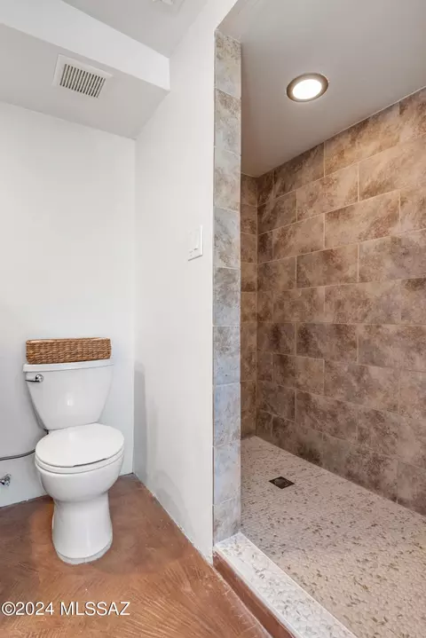 2026 E Copper St, Tucson, AZ 85719 photo 20