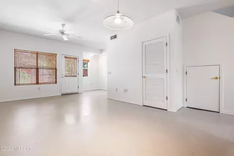 Living - 523 E Roger Rd, Tucson, AZ 85705 photo 1 of 4
