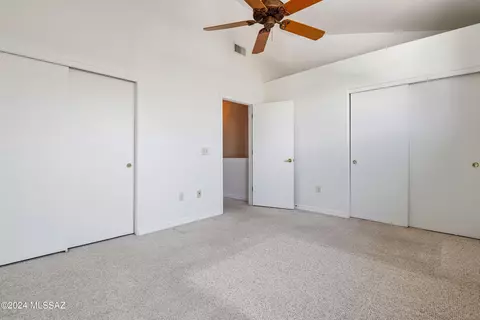 Bedroom - 523 E Roger Rd, Tucson, AZ 85705 photo 1 of 5