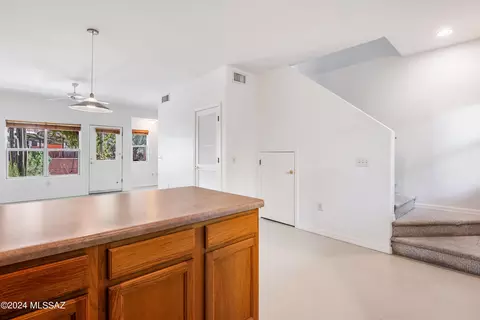 Other - 523 E Roger Rd, Tucson, AZ 85705 photo 2 of 7