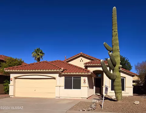9015 E Autumn Sage St, Tucson, AZ 85747