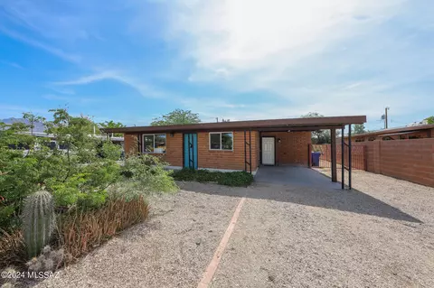 2924 N Venice Ave, Tucson, AZ 85712