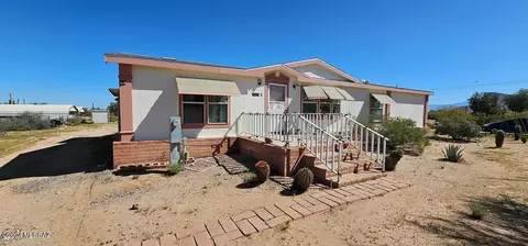 11810 W Ina Rd, Tucson, AZ 85743