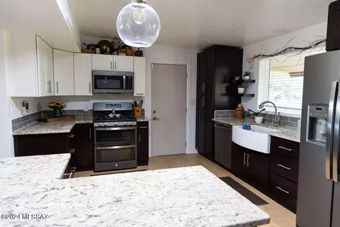 4841 E Copper St, Tucson, AZ 85712 photo 8