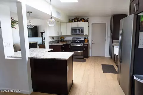4841 E Copper St, Tucson, AZ 85712 photo 6