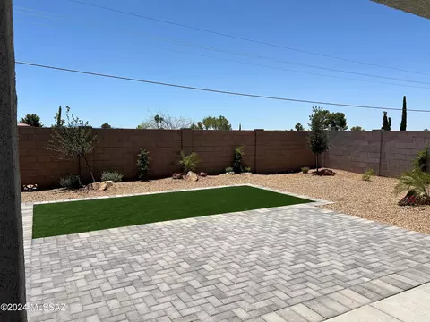 Exterior - 9744 E Gray Hawk Dr, Tucson, AZ 85730 photo 1 of 1
