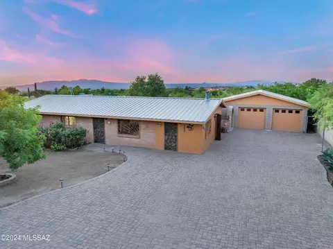 1940 W El Paseo, Oracle, AZ 85623