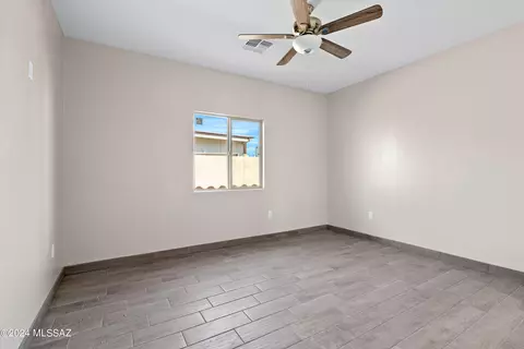 Bedroom - 907 E 36th St, Tucson, AZ 85713 photo 7 of 7