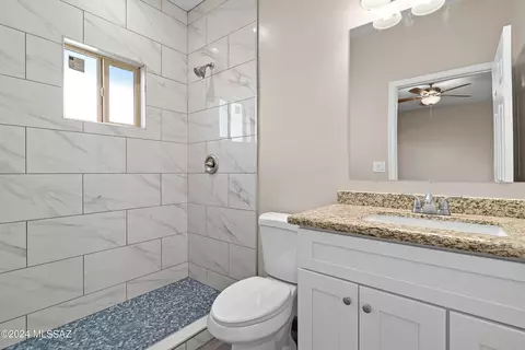 Bath - 907 E 36th St, Tucson, AZ 85713 photo 1 of 3