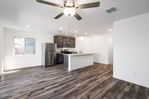 Other - 22012 E Beacon Point Dr, Red Rock, AZ 85145 photo 2 of 5