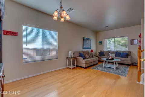 60419 E Blackcrest Loop, Tucson, AZ 85739 photo 9