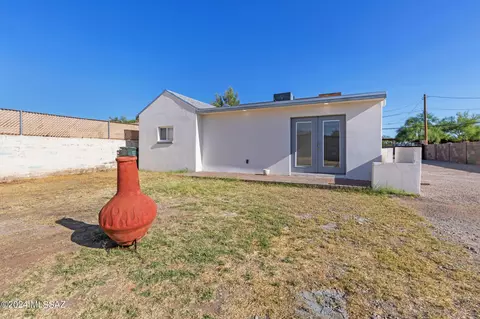 Exterior - 3517 E Cody St, Tucson, AZ 85716 photo 8 of 11