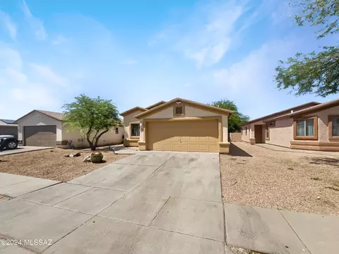 5330 S Newcastle Ct, Tucson, AZ 85746