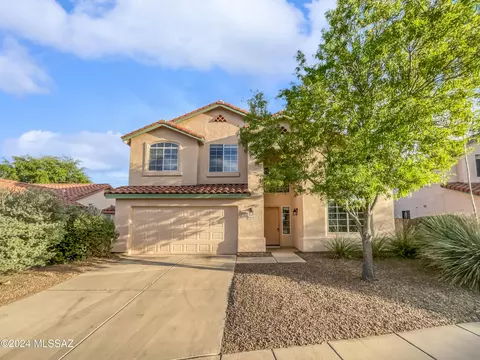 8116 E Quartz Ridge Dr, Tucson, AZ 85715