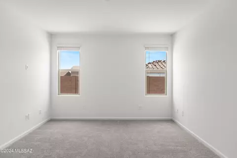 Bedroom - 5791 S Bug Springs Loop, Tucson, AZ 85747 photo 1 of 3