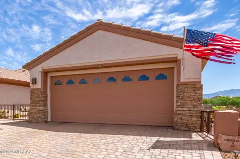 12986 N Desert Flora Ln, Marana, AZ 85658