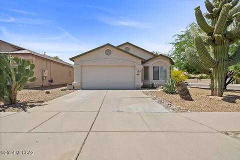 9102 E Autumn Sage St, Tucson, AZ 85747