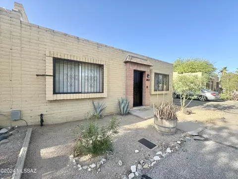 2821 N Fontana Ave, Tucson, AZ 85705