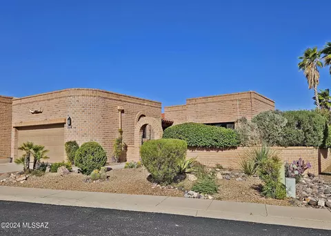 3551 S Via De La Urraca, Green Valley, AZ 85622