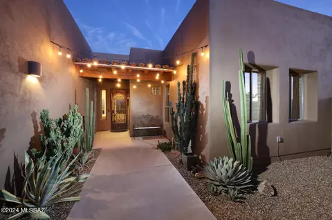 12454 N Fallen Shadows Dr, Marana, AZ 85658