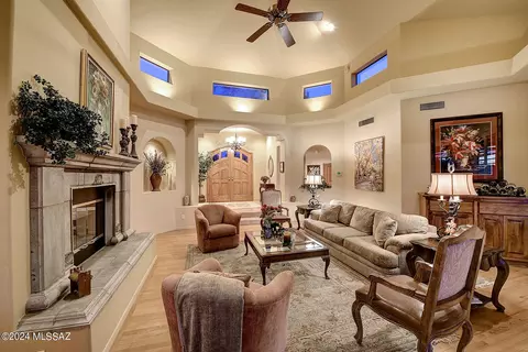 3517 E Windy Point Dr, Tucson, AZ 85718 photo 5